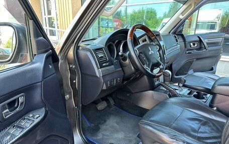Mitsubishi Pajero IV, 2011 год, 1 490 000 рублей, 11 фотография