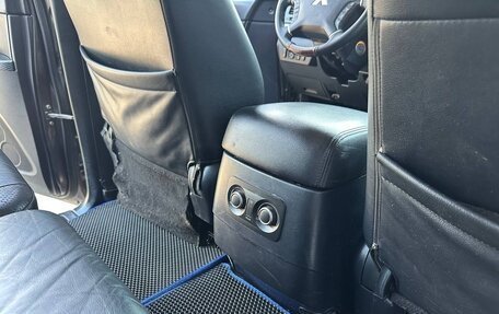 Mitsubishi Pajero IV, 2011 год, 1 490 000 рублей, 13 фотография