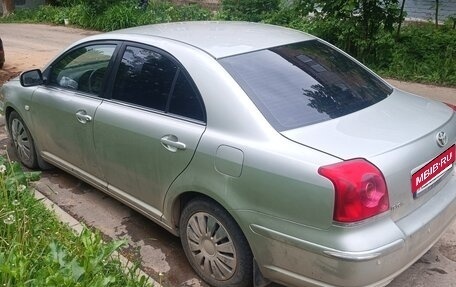 Toyota Avensis III рестайлинг, 2003 год, 580 000 рублей, 3 фотография