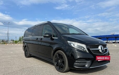 Mercedes-Benz V-Класс, 2021 год, 7 400 000 рублей, 4 фотография
