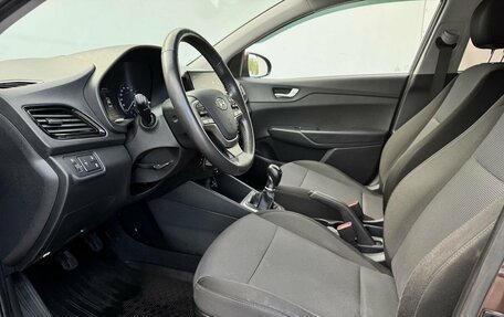 Hyundai Solaris II рестайлинг, 2021 год, 1 540 000 рублей, 11 фотография