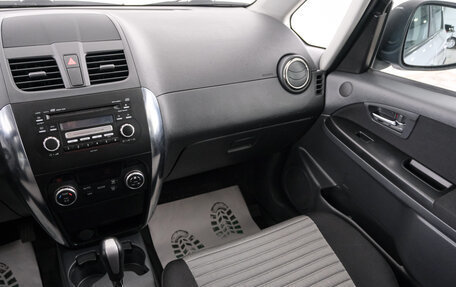 Suzuki SX4 II рестайлинг, 2010 год, 999 000 рублей, 11 фотография