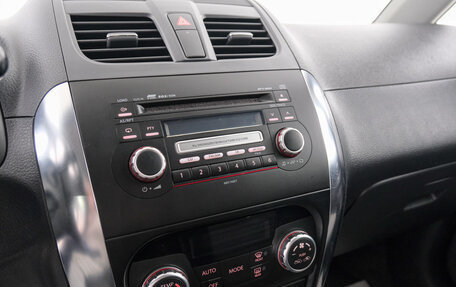 Suzuki SX4 II рестайлинг, 2010 год, 999 000 рублей, 15 фотография