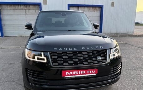 Land Rover Range Rover IV рестайлинг, 2018 год, 5 300 000 рублей, 10 фотография