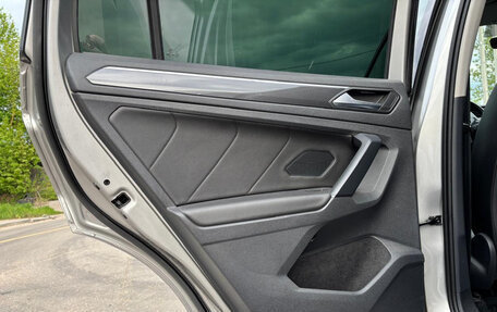 Volkswagen Tiguan II, 2018 год, 2 600 000 рублей, 12 фотография