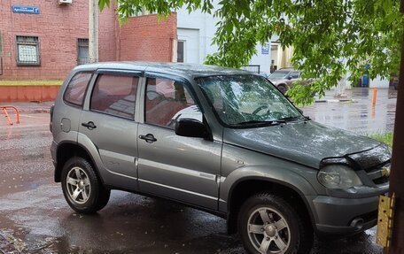Chevrolet Niva I рестайлинг, 2012 год, 510 000 рублей, 4 фотография