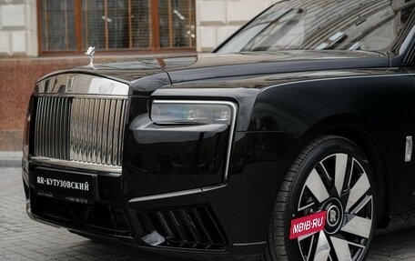 Rolls-Royce Cullinan, 2025 год, 80 000 000 рублей, 17 фотография