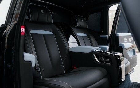Rolls-Royce Cullinan, 2025 год, 80 000 000 рублей, 32 фотография