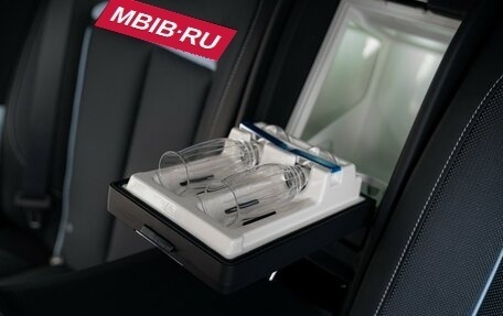 Rolls-Royce Cullinan, 2025 год, 80 000 000 рублей, 39 фотография