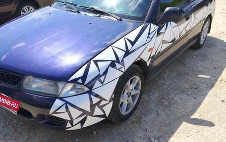 Mitsubishi Carisma I, 1998 год, 275 000 рублей, 5 фотография