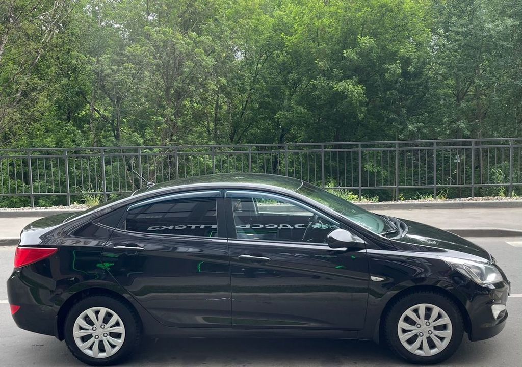 Hyundai Solaris I рестайлинг, 2015 год, 520 000 рублей, 5 фотография