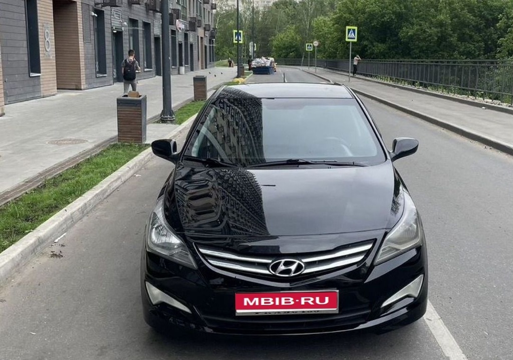 Hyundai Solaris I рестайлинг, 2015 год, 520 000 рублей, 2 фотография