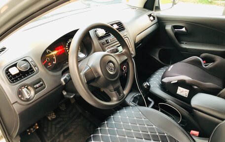 Volkswagen Polo VI (EU Market), 2013 год, 720 000 рублей, 10 фотография