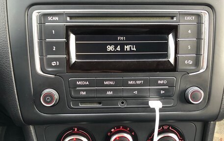 Volkswagen Polo VI (EU Market), 2013 год, 720 000 рублей, 18 фотография