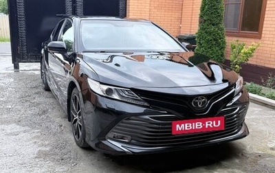 Toyota Camry, 2021 год, 2 100 000 рублей, 1 фотография