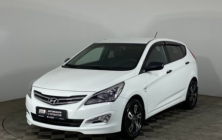 Hyundai Solaris II рестайлинг, 2015 год, 1 149 000 рублей, 1 фотография