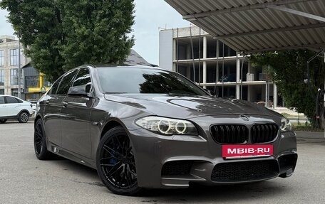 BMW 5 серия, 2012 год, 2 900 000 рублей, 2 фотография