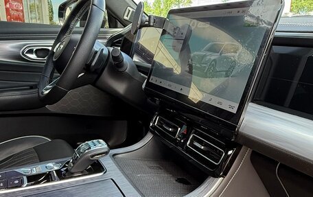 GAC GS8, 2023 год, 3 250 000 рублей, 9 фотография