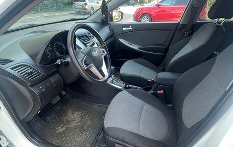 Hyundai Solaris II рестайлинг, 2014 год, 1 190 000 рублей, 12 фотография