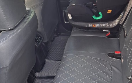 Mitsubishi Outlander III рестайлинг 3, 2019 год, 2 200 000 рублей, 9 фотография