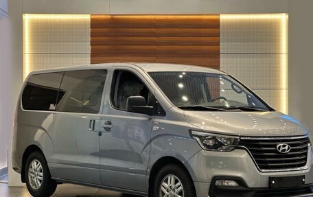Hyundai Grand Starex Grand Starex I рестайлинг 2, 2020 год, 3 838 000 рублей, 3 фотография