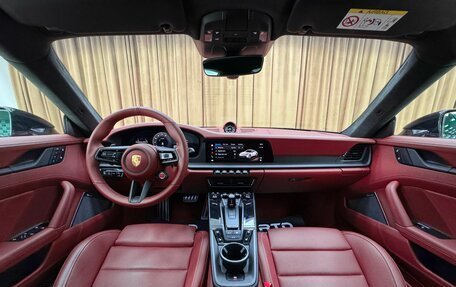Porsche 911, 2024 год, 31 200 000 рублей, 14 фотография