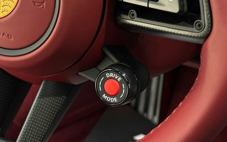 Porsche 911, 2024 год, 31 200 000 рублей, 24 фотография