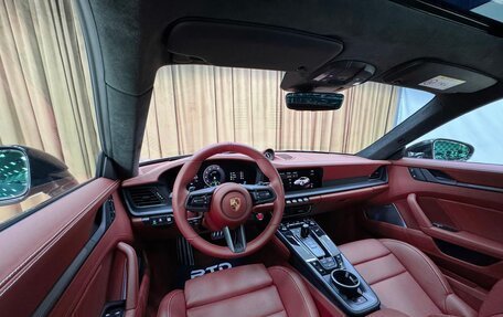 Porsche 911, 2024 год, 31 200 000 рублей, 30 фотография