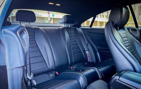 Mercedes-Benz E-Класс, 2017 год, 4 700 000 рублей, 16 фотография