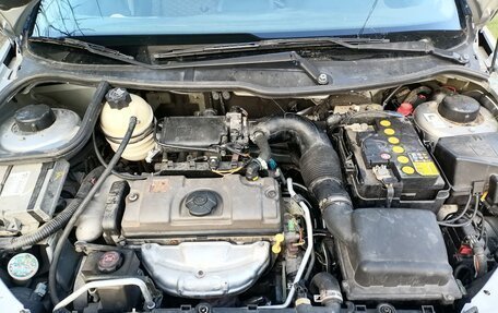 Peugeot 206, 2000 год, 320 000 рублей, 4 фотография