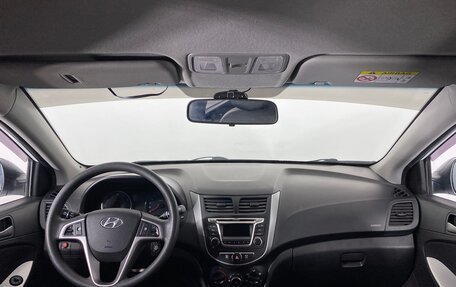 Hyundai Solaris II рестайлинг, 2015 год, 1 149 000 рублей, 14 фотография