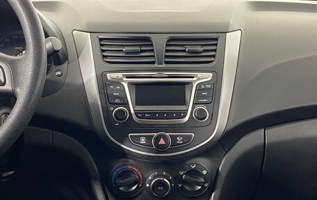 Hyundai Solaris II рестайлинг, 2015 год, 1 149 000 рублей, 16 фотография