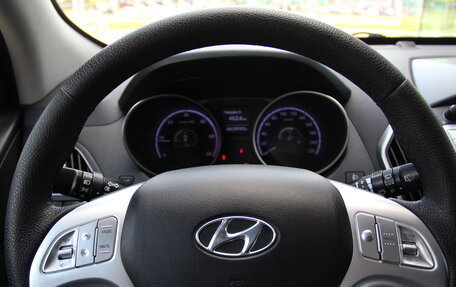 Hyundai ix35 I рестайлинг, 2011 год, 1 090 000 рублей, 14 фотография