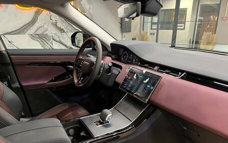 Land Rover Range Rover Evoque II, 2024 год, 5 999 999 рублей, 11 фотография