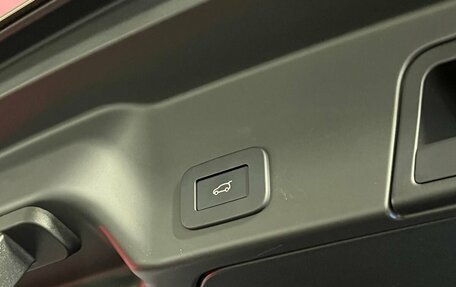 Land Rover Range Rover Evoque II, 2024 год, 5 999 999 рублей, 23 фотография