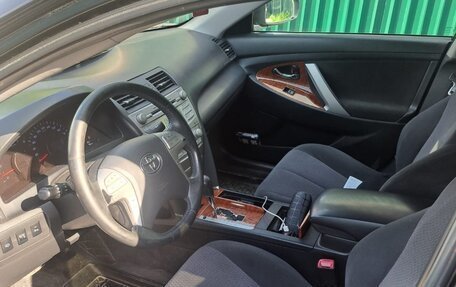 Toyota Camry, 2011 год, 1 300 000 рублей, 10 фотография