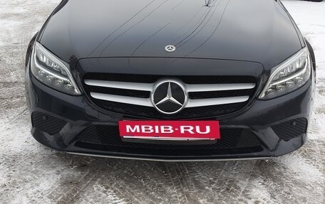 Mercedes-Benz C-Класс, 2020 год, 2 600 000 рублей, 3 фотография