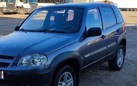 Chevrolet Niva I рестайлинг, 2014 год, 598 000 рублей, 4 фотография