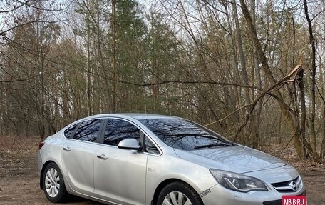 Opel Astra J, 2012 год, 960 000 рублей, 4 фотография
