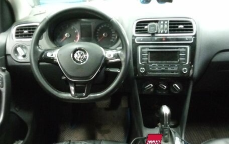 Volkswagen Polo VI (EU Market), 2017 год, 850 000 рублей, 5 фотография