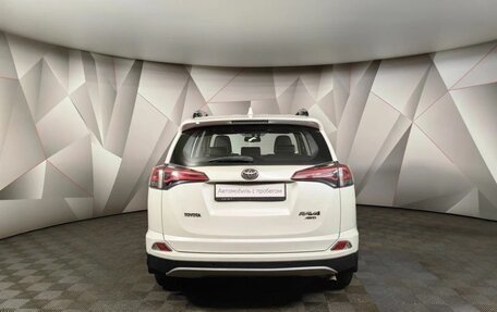 Toyota RAV4, 2018 год, 3 500 000 рублей, 8 фотография