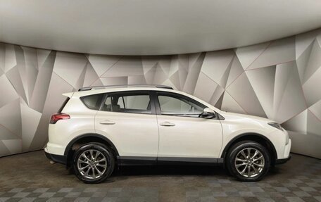 Toyota RAV4, 2018 год, 3 500 000 рублей, 6 фотография