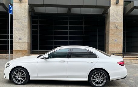 Mercedes-Benz E-Класс, 2021 год, 4 590 000 рублей, 2 фотография