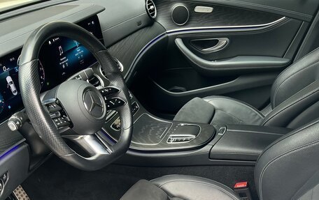 Mercedes-Benz E-Класс, 2021 год, 4 590 000 рублей, 14 фотография