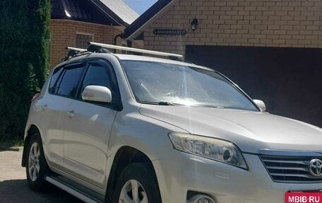 Toyota RAV4, 2011 год, 1 300 000 рублей, 3 фотография