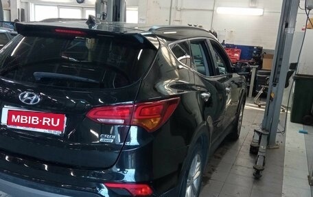 Hyundai Santa Fe III рестайлинг, 2017 год, 2 250 000 рублей, 3 фотография