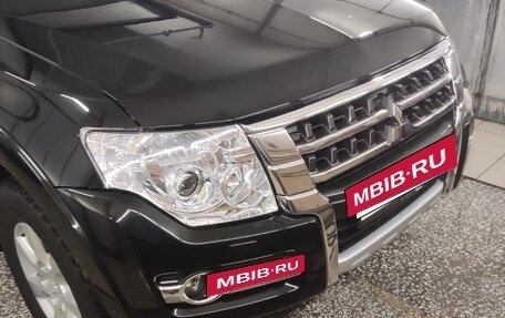 Mitsubishi Pajero IV, 2018 год, 2 470 000 рублей, 2 фотография