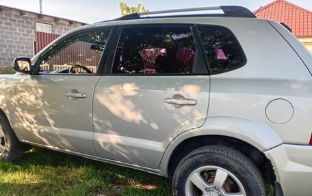 Hyundai Tucson III, 2006 год, 830 000 рублей, 8 фотография