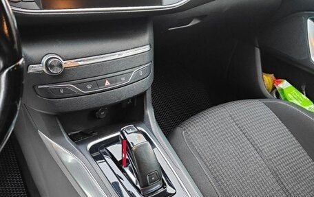 Peugeot 308 II, 2018 год, 1 229 000 рублей, 15 фотография