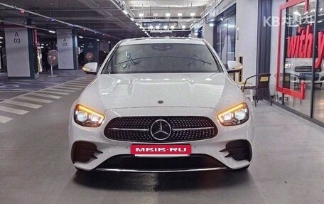 Mercedes-Benz E-Класс, 2021 год, 3 585 000 рублей, 2 фотография